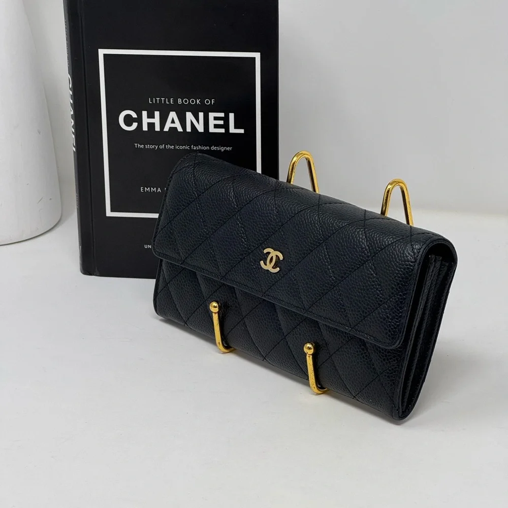 💯Authentic Chanel Black Quilted Caviar Leather Long Wallet Iconic CC Logo - Picture 2 of 9